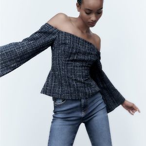 Zara bloggers’ fav tweed textured off shoulder top